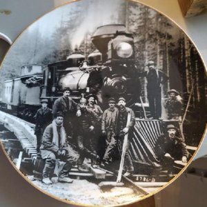 BNSF 2002 COLLECTORS PLATE "GREEN RIVER CROSSING -WASHINGTON -1885"